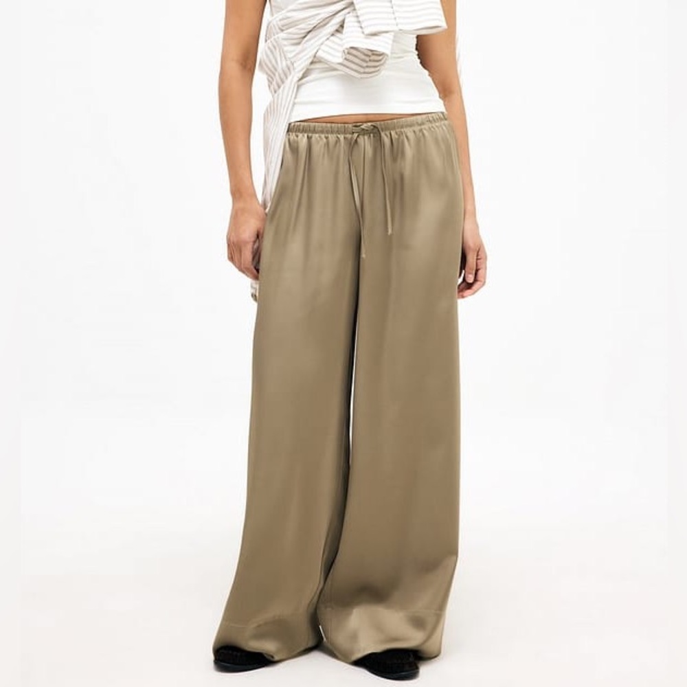 NA-KD Satin Wide-Leg Drawstring Pants in Beige / Gold
